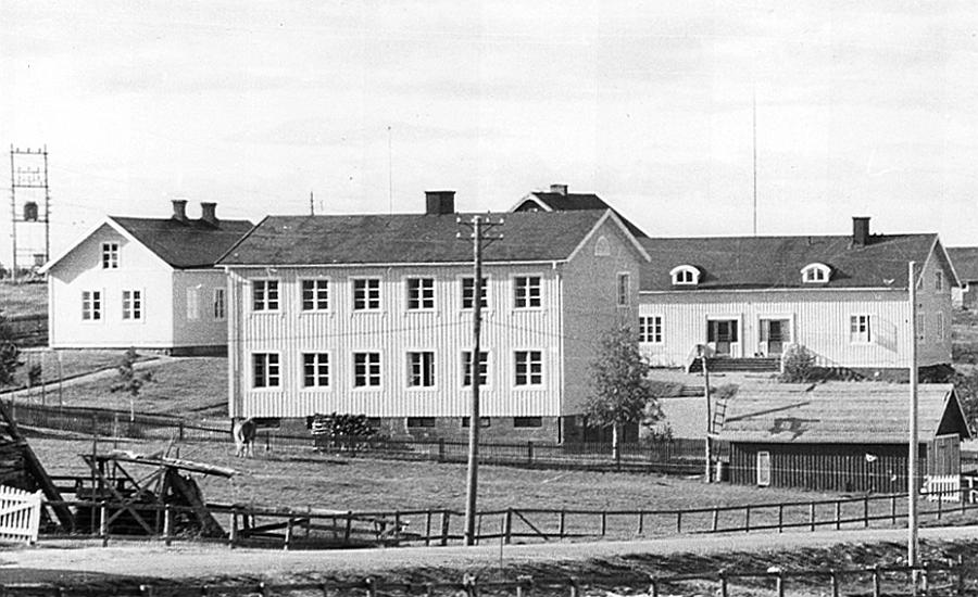 Lainio 13 E.jpg - Skolan i början på 1950-talet.